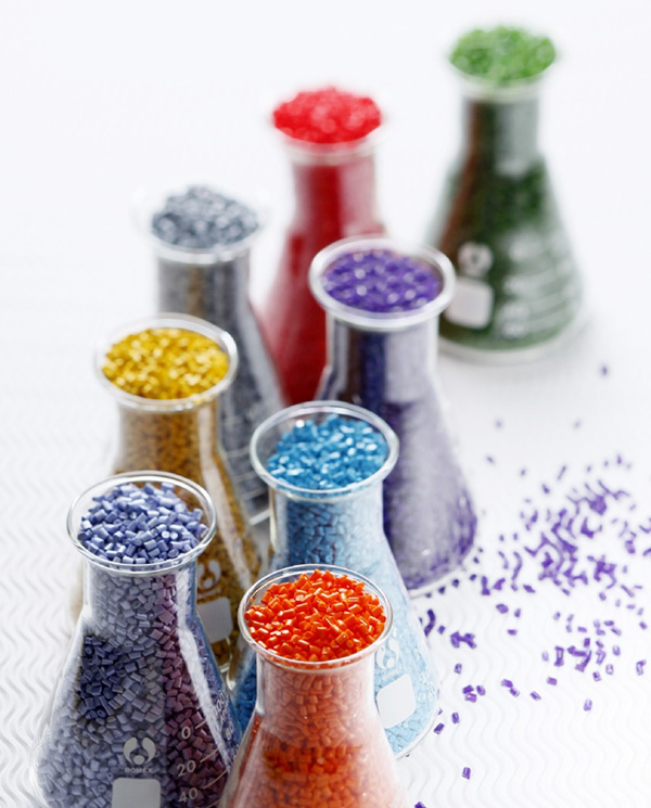 江蘇普萊克紅梅色母料股份有限公司,色母料，白母料，紅梅功能母料，抗靜電母料，開(kāi)口母料，功能母料，色母粒，功能母粒，夜光母粒，塑料母粒，黑色母粒，白色母粒，塑料配色，紅梅，塑料母粒，普萊克紅梅色母料，無(wú)紡布母料，無(wú)紡布色母粒